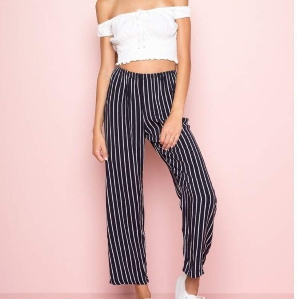 Brandy Melville Women Size ? Striped Casual Trousers Pants High Rise Navy/White - Picture 1 of 7